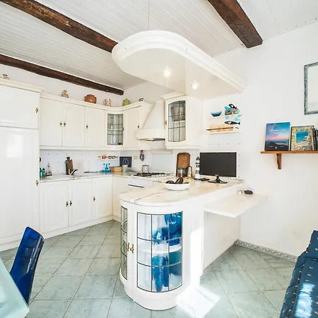 Perfume House Apartment *